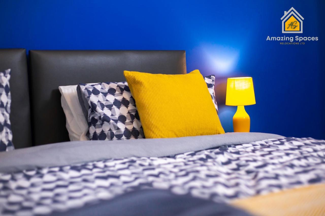 Large Unique 2 Bedroom Duplex Apartment With Private Parking & Free Wifi - Vat Qualifying By Amazing Spaces Relocations Ltd Warrington  Dış mekan fotoğraf