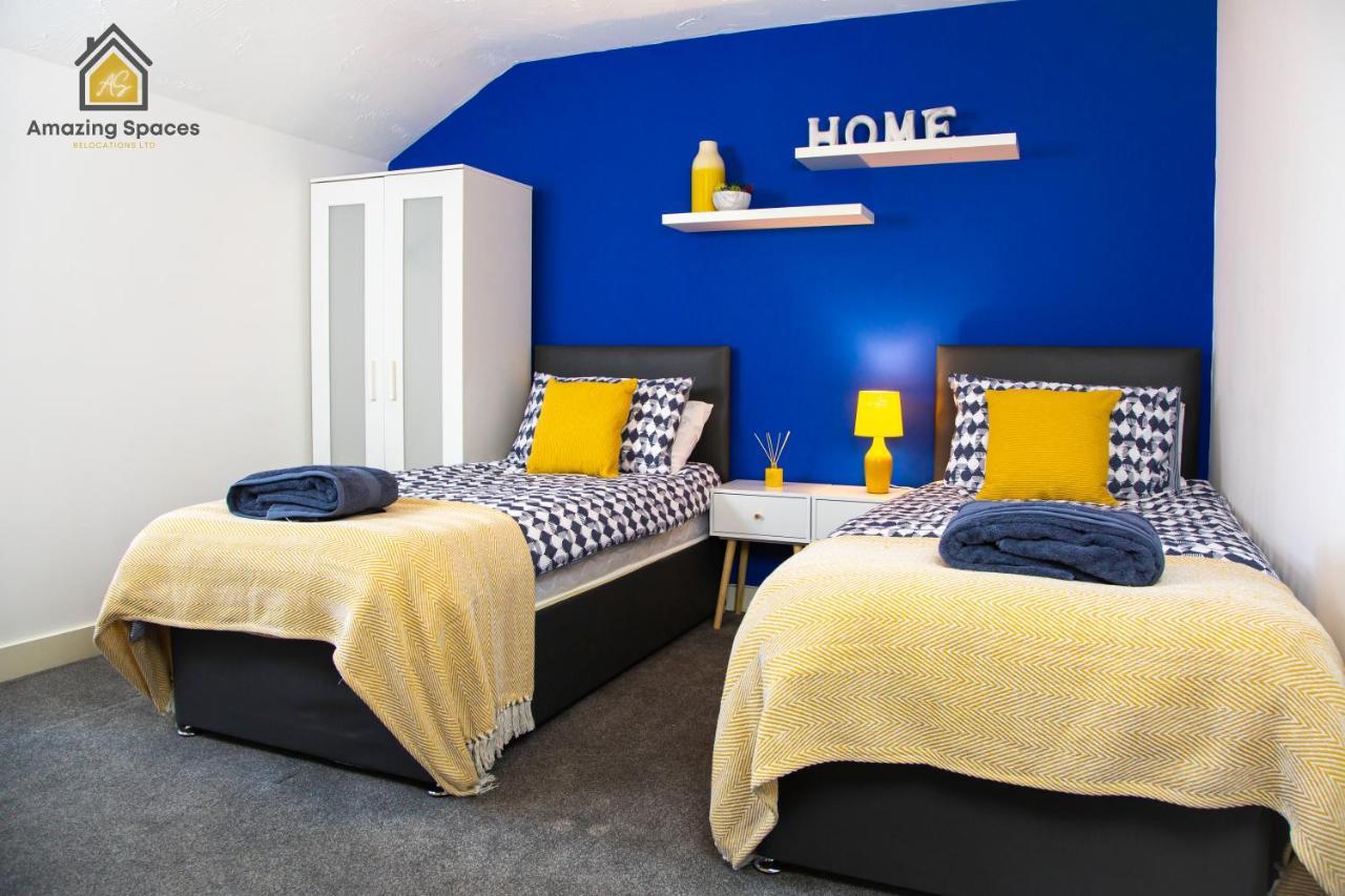 Large Unique 2 Bedroom Duplex Apartment With Private Parking & Free Wifi - Vat Qualifying By Amazing Spaces Relocations Ltd Warrington  Dış mekan fotoğraf