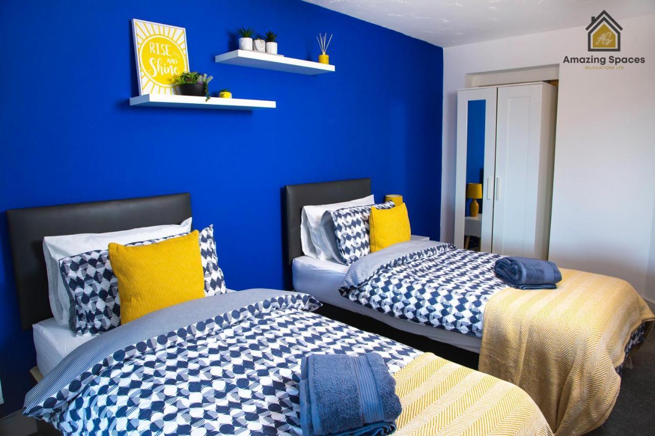 Large Unique 2 Bedroom Duplex Apartment With Private Parking & Free Wifi - Vat Qualifying By Amazing Spaces Relocations Ltd Warrington  Dış mekan fotoğraf