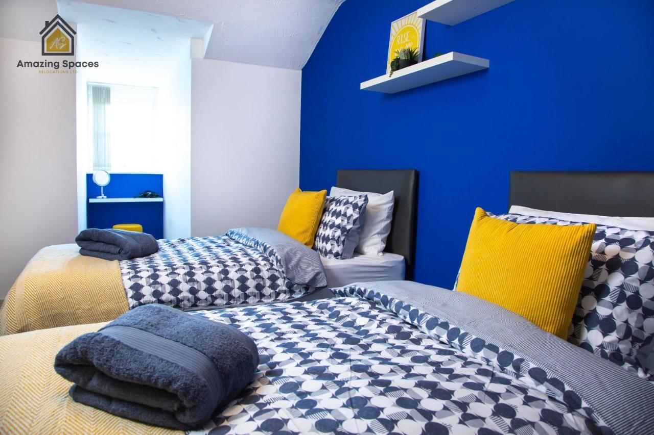 Large Unique 2 Bedroom Duplex Apartment With Private Parking & Free Wifi - Vat Qualifying By Amazing Spaces Relocations Ltd Warrington  Dış mekan fotoğraf