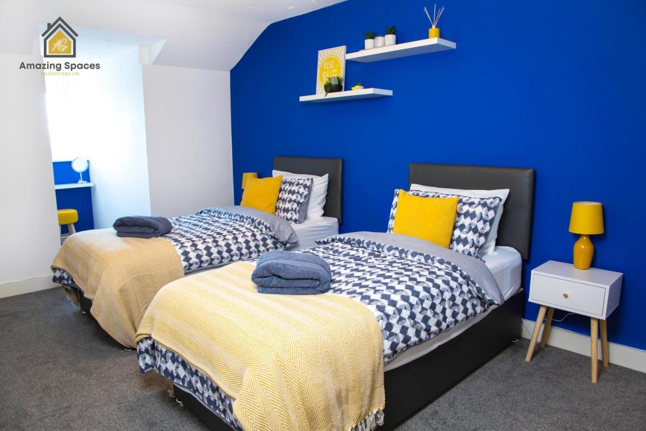 Large Unique 2 Bedroom Duplex Apartment With Private Parking & Free Wifi - Vat Qualifying By Amazing Spaces Relocations Ltd Warrington  Dış mekan fotoğraf